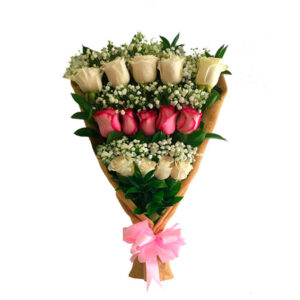 BUQUE EN ROSAS BLANCA Y FUCSIA